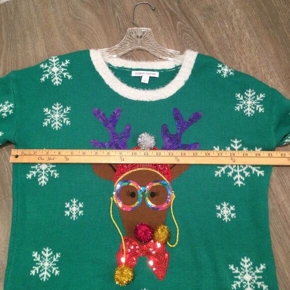 Ugly Christmas Sweater Glass on a Reindeer Themed L - Picture 4 of 5
